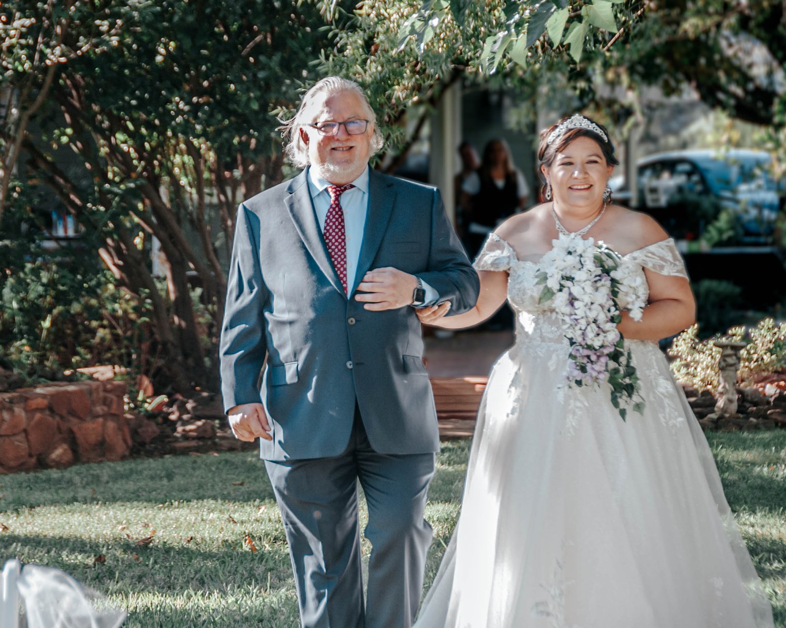A beautiful bride and father